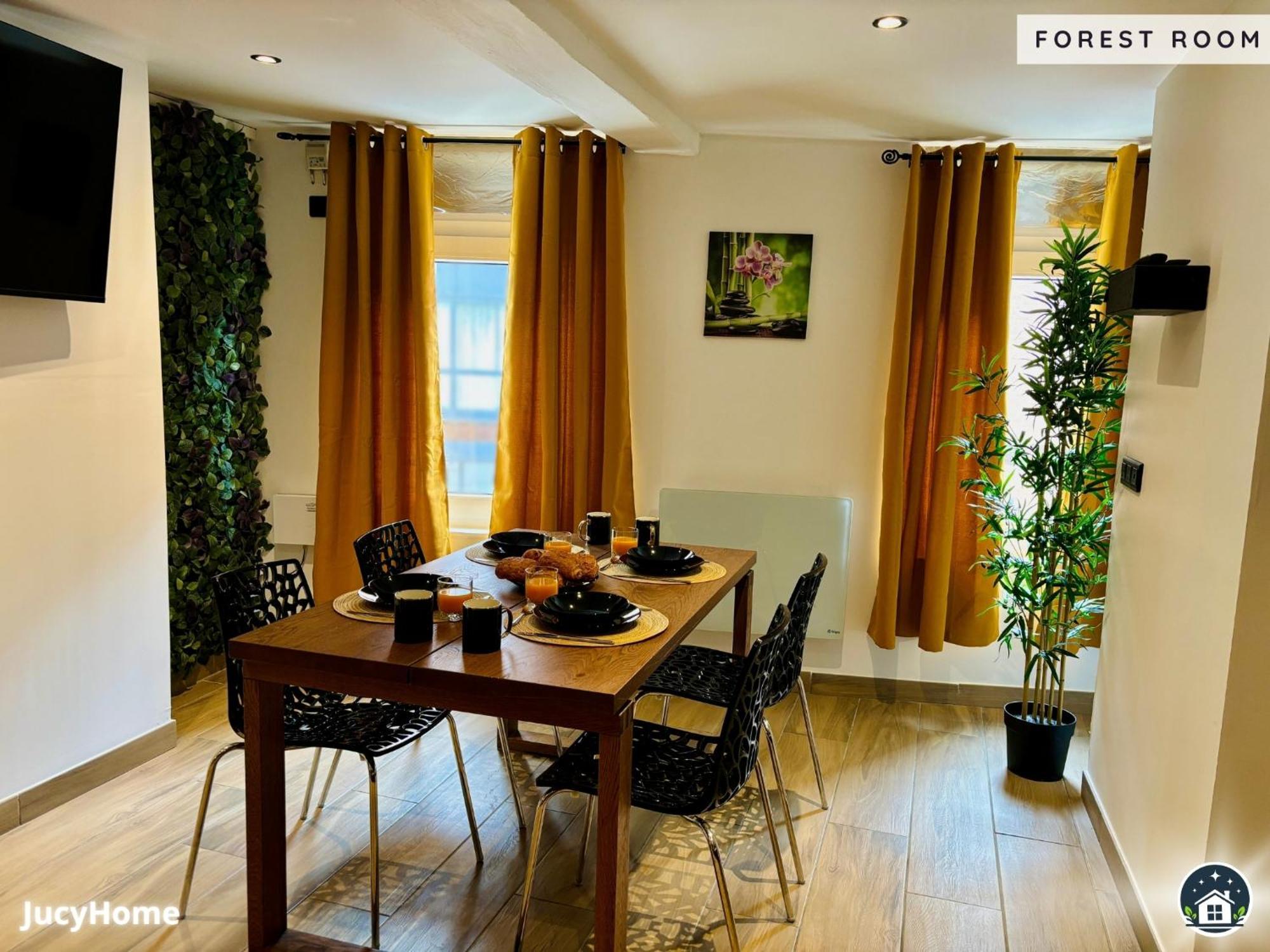 Forest วาลองเซียนส์ ภายนอก รูปภาพ